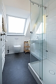 Apartement 1 Bad mit Dusche und WC